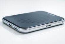 how to clean speaker on iphone